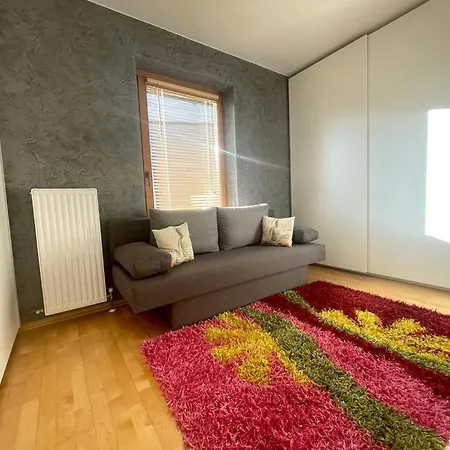 Hildegard Apartment
